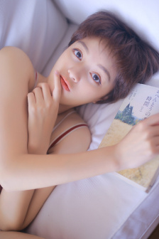色后戏冷皇